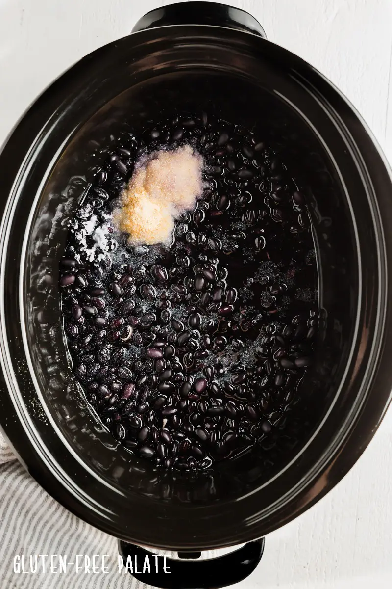 Black Beans {Crockpot or Instant Pot}